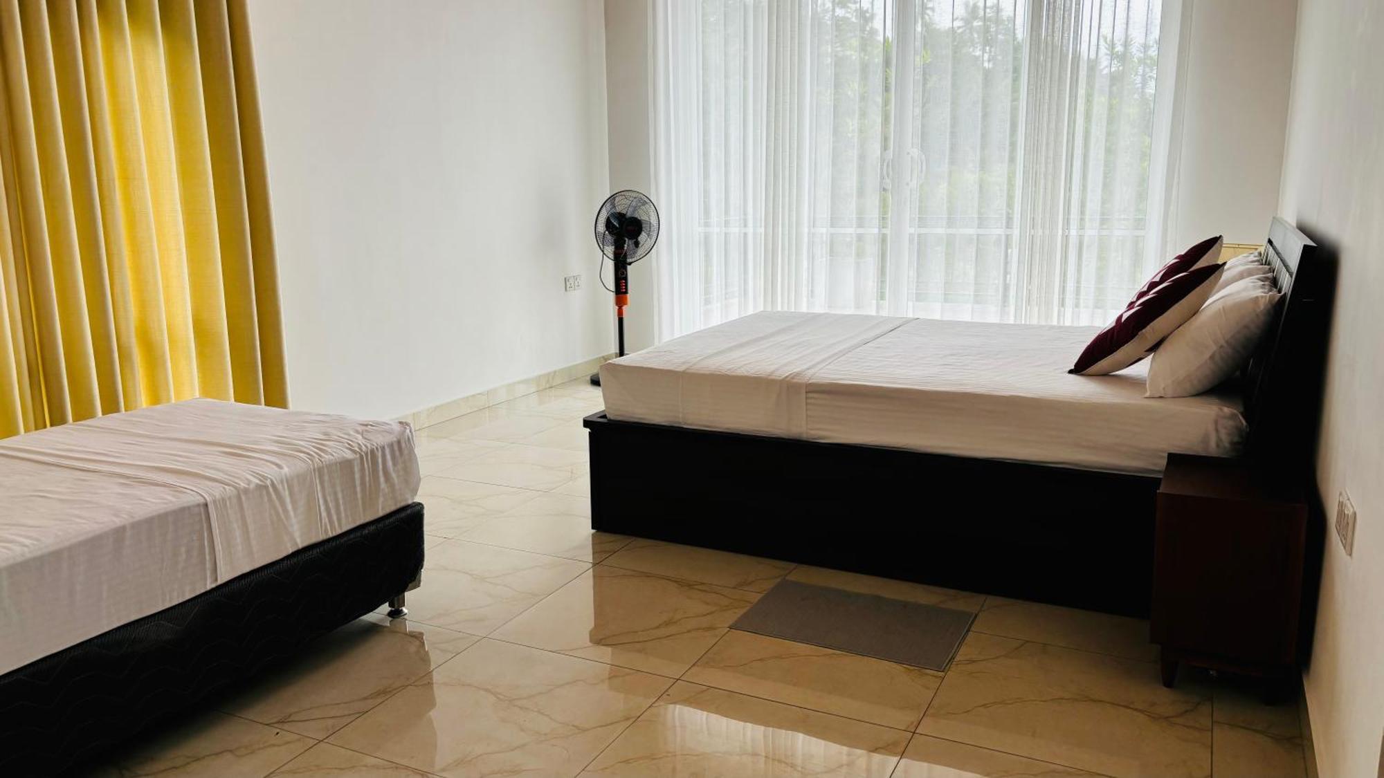 Chathu Holiday Home Kandy Quarto foto